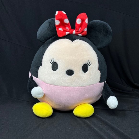 Disney Tsum Tsum Minnie Mouse Sitting Feet Hands Pink Bottom 9.5" Tall x 8" Wide - Picture 9 of 9